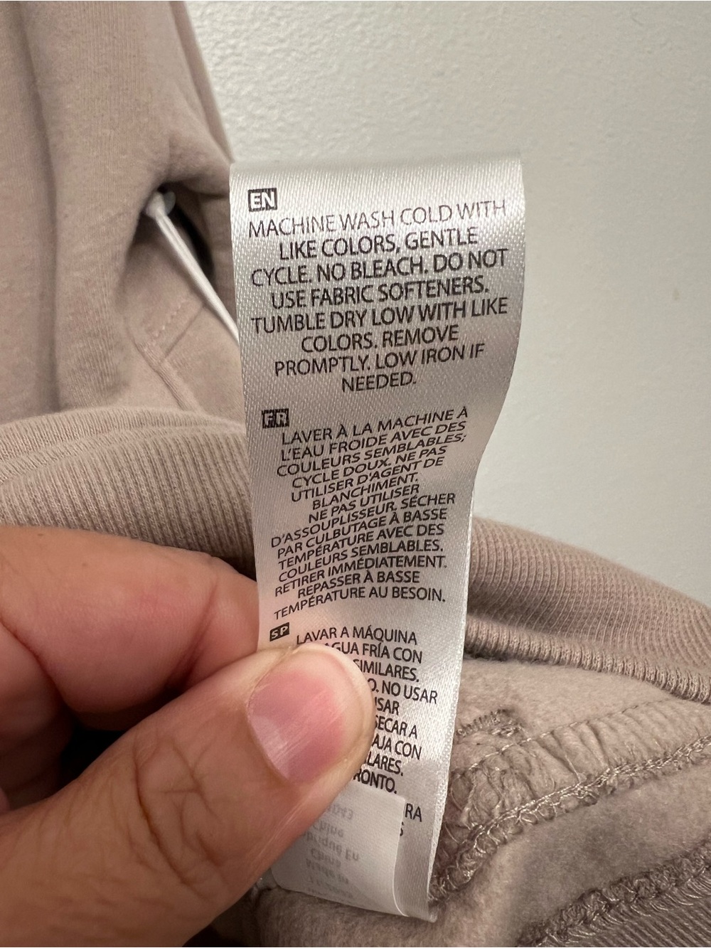 Wildfox Andie Hoodie Large NWT - Picture 6 of 10